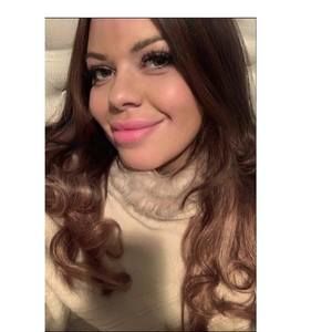 Meet your Posher, Christina